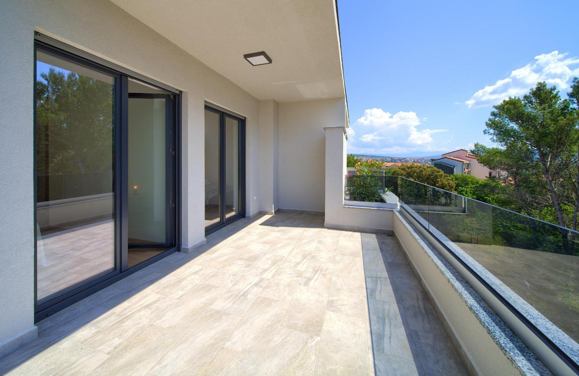 Apartments Paola & Karla With Pool クルク 部屋 写真